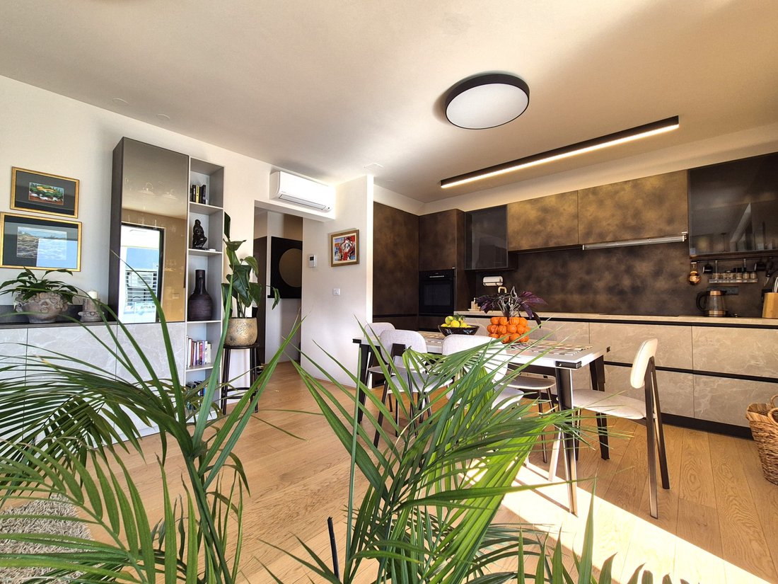 Apartment in Znjan, Split, Split-Dalmatia County 3 - 17469673