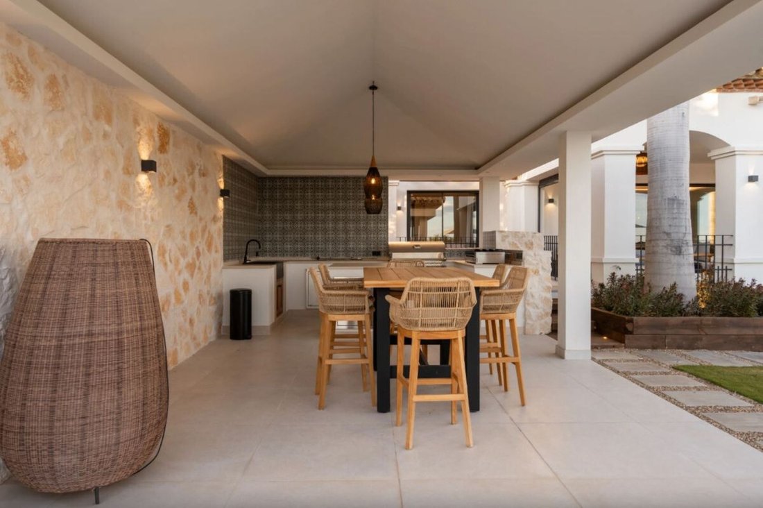 Villa in Benahavis, Andalusia, Spain 5 - 17469609