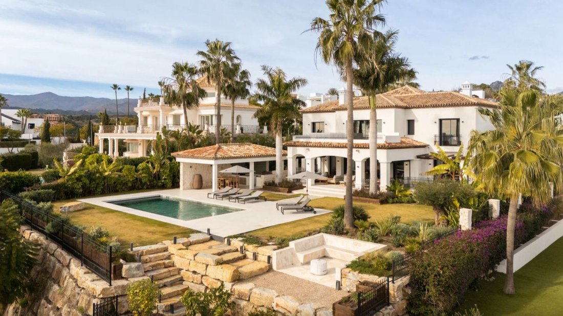Villa in Benahavis, Andalusia, Spain 1 - 17469609