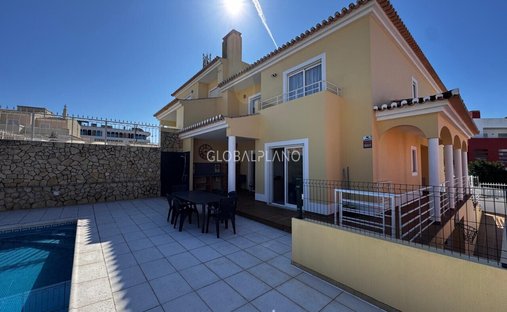 House in Ferragudo, Algarve, Portugal 1