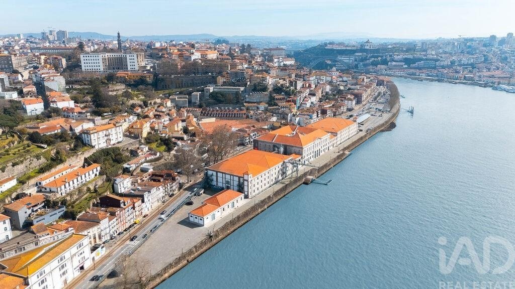 Cedofeita, Santo Ildefonso, Se, Miragaia, Sao Nicolau e Vitoria, Porto District, Portugal 4 - 17470205