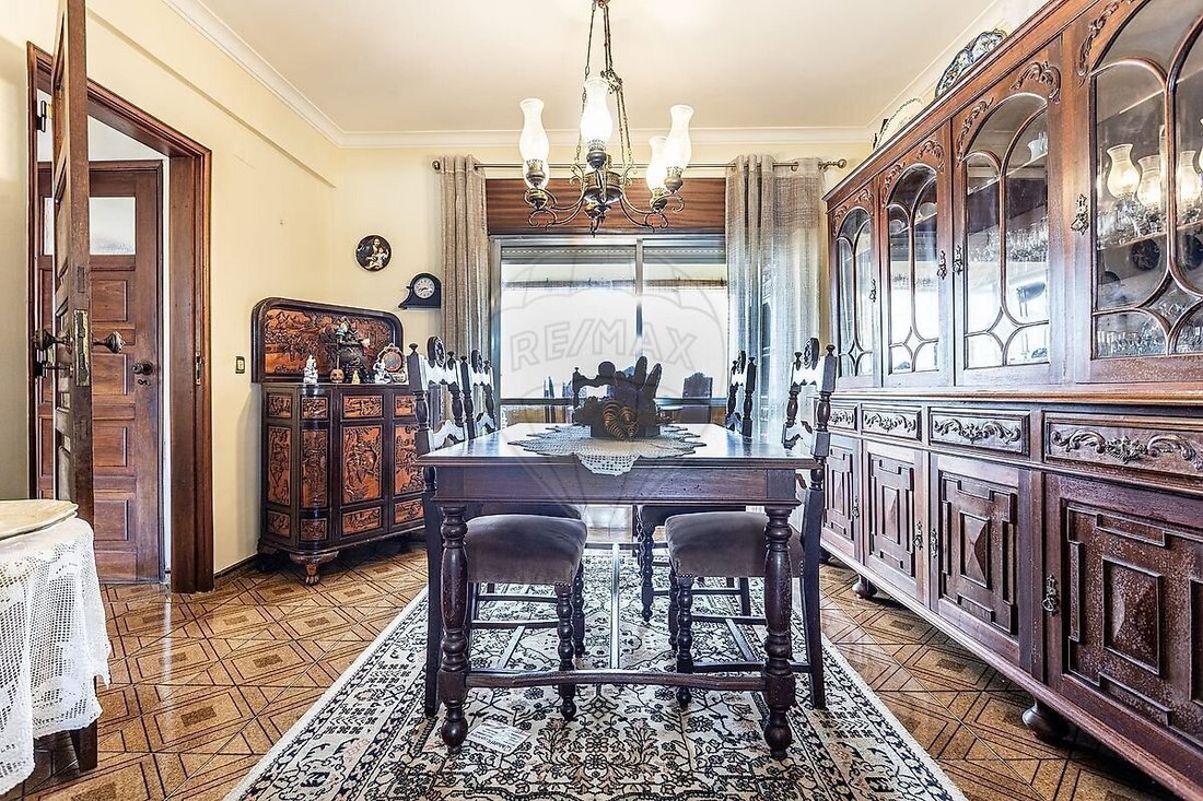 House in Carnaxide e Queijas, Lisbon, Portugal 5 - 17469705