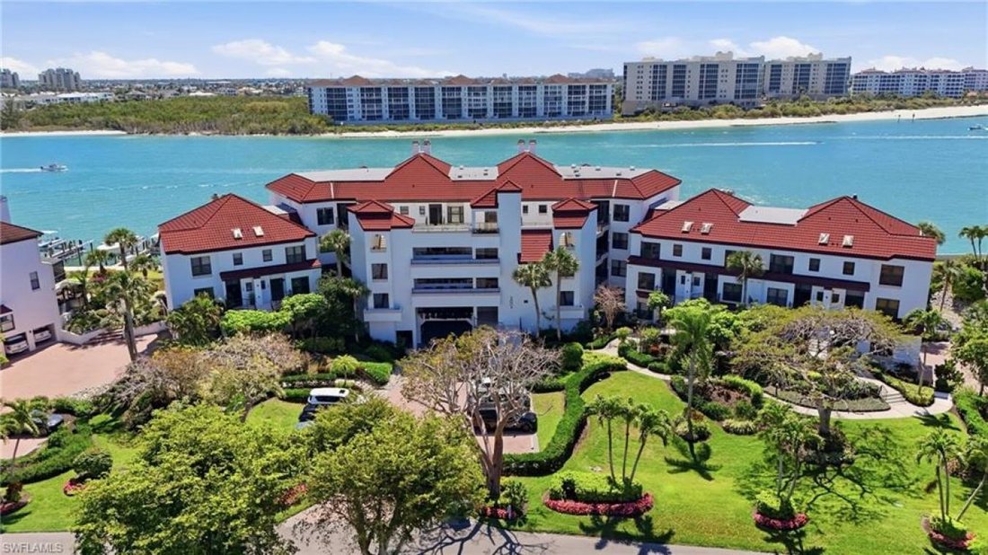 Condo in Naples, Florida, United States 3 - 17469690