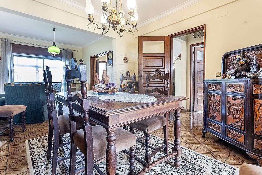 House in Carnaxide e Queijas, Lisbon, Portugal 3 - 17469705