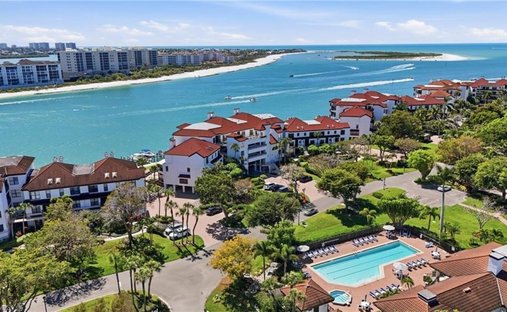 Condo in Naples, Florida, United States 1