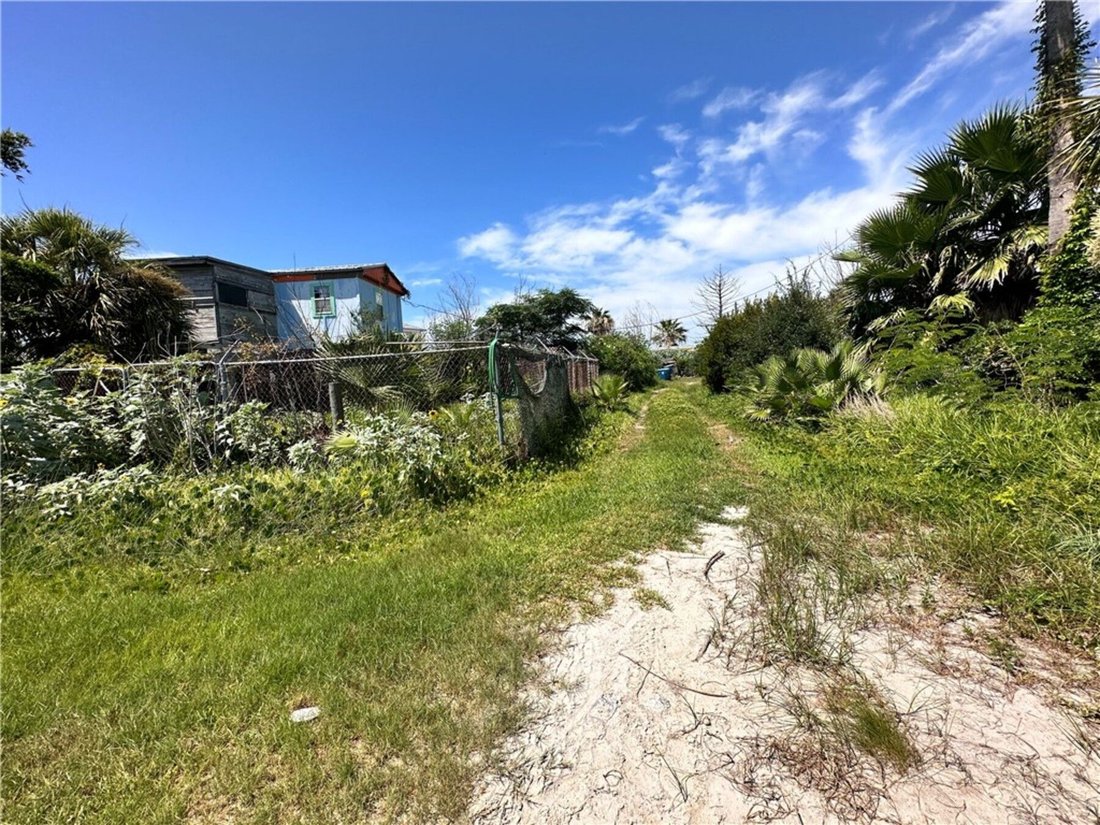 Land in Port Aransas, Texas, United States 1 - 17469944