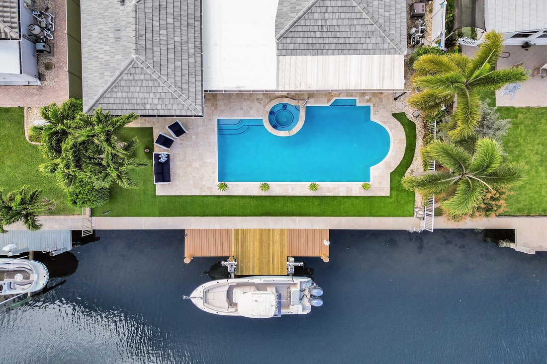 Pompano Beach, Florida, United States 2 - 17469629