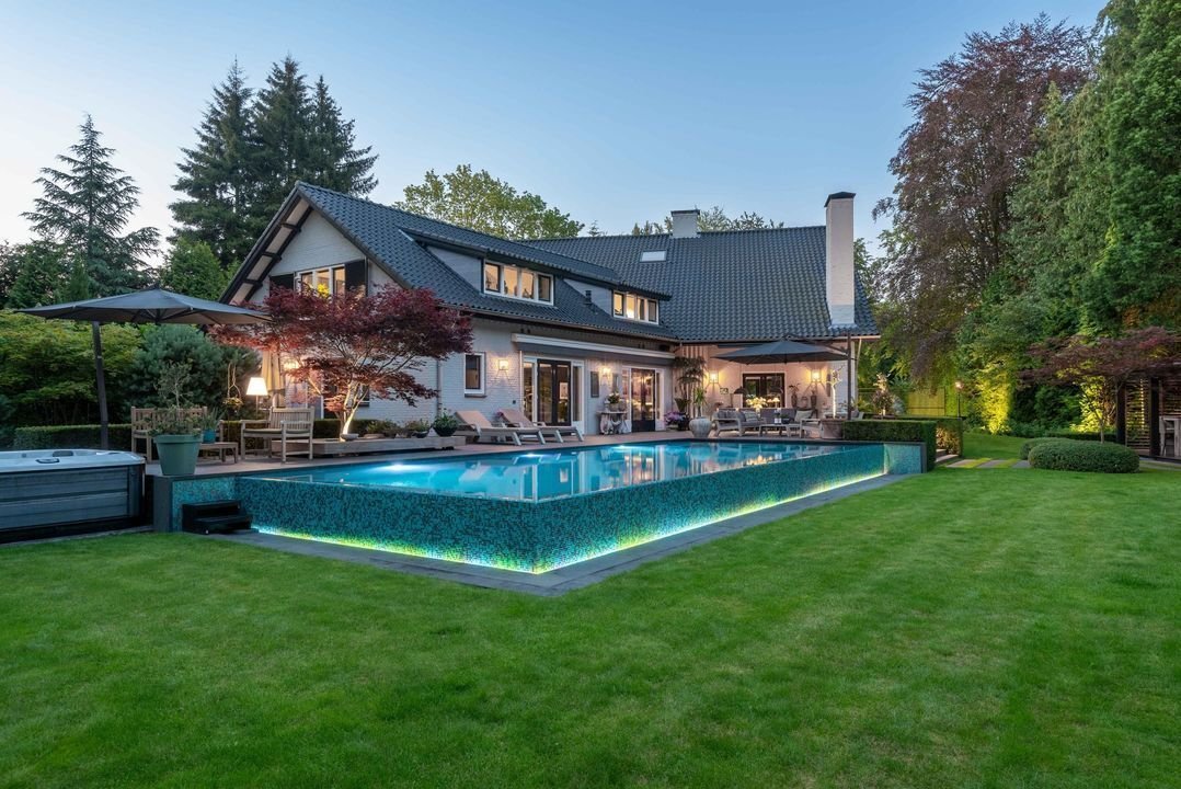 Villa in Vught, North Brabant, Netherlands 2 - 17470226