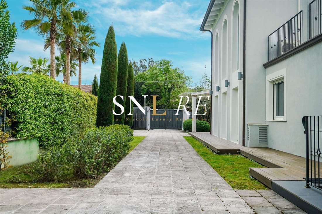 Villa in Vittoria Apuana, Forte dei Marmi, Tuscany 4 - 17466324