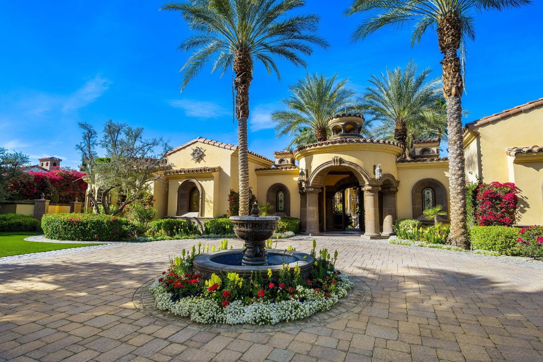 5 Bedrooms Single Family Detached In Rancho Mirage, California, United ...