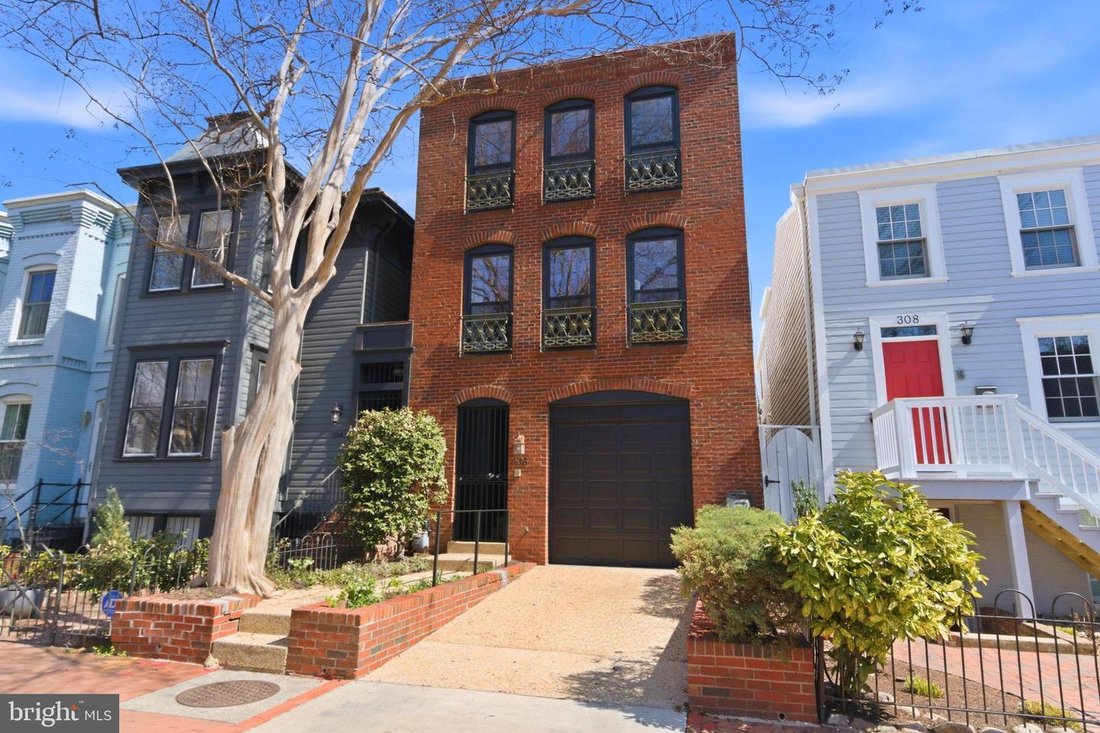 House in Washington, District of Columbia, United States 2 - 17470413