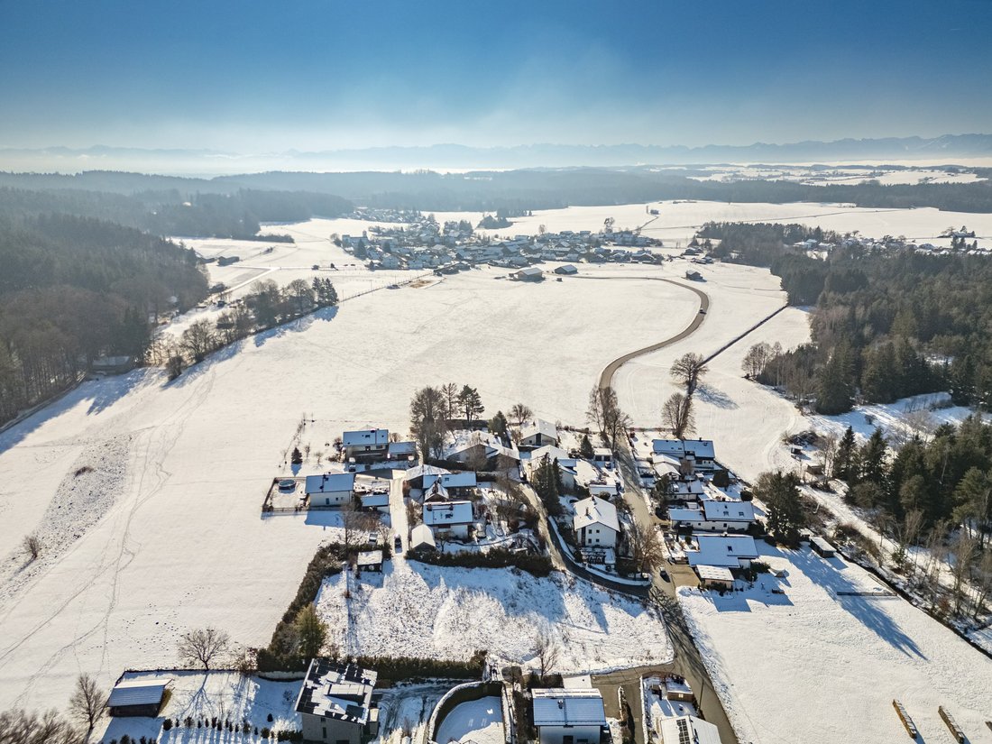 Land in Berg, Bavaria, Germany 3 - 17470392