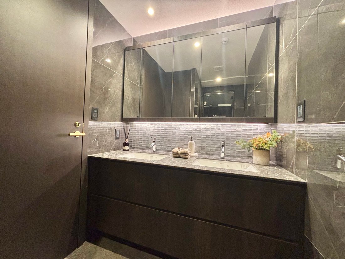 Condo in Minato City, Tokyo, Japan 4 - 15796555