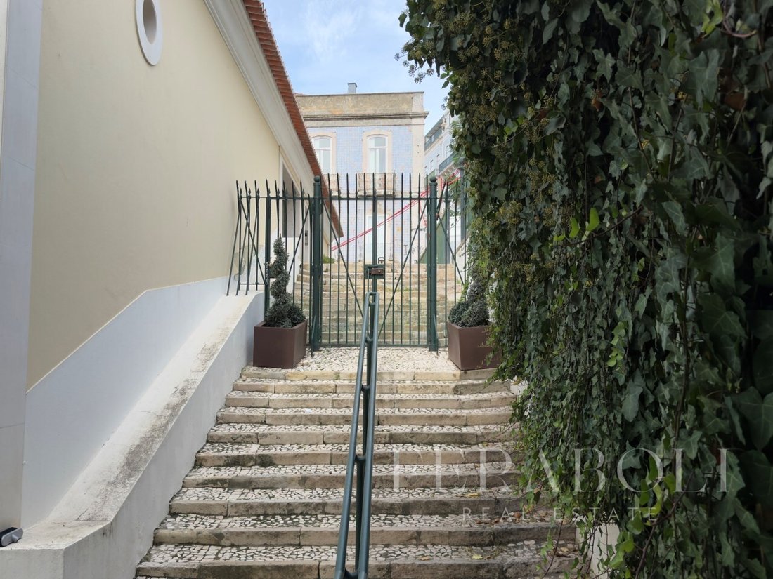 Apartment in Santa Maria Maior, Lisbon, Portugal 4 - 17470502