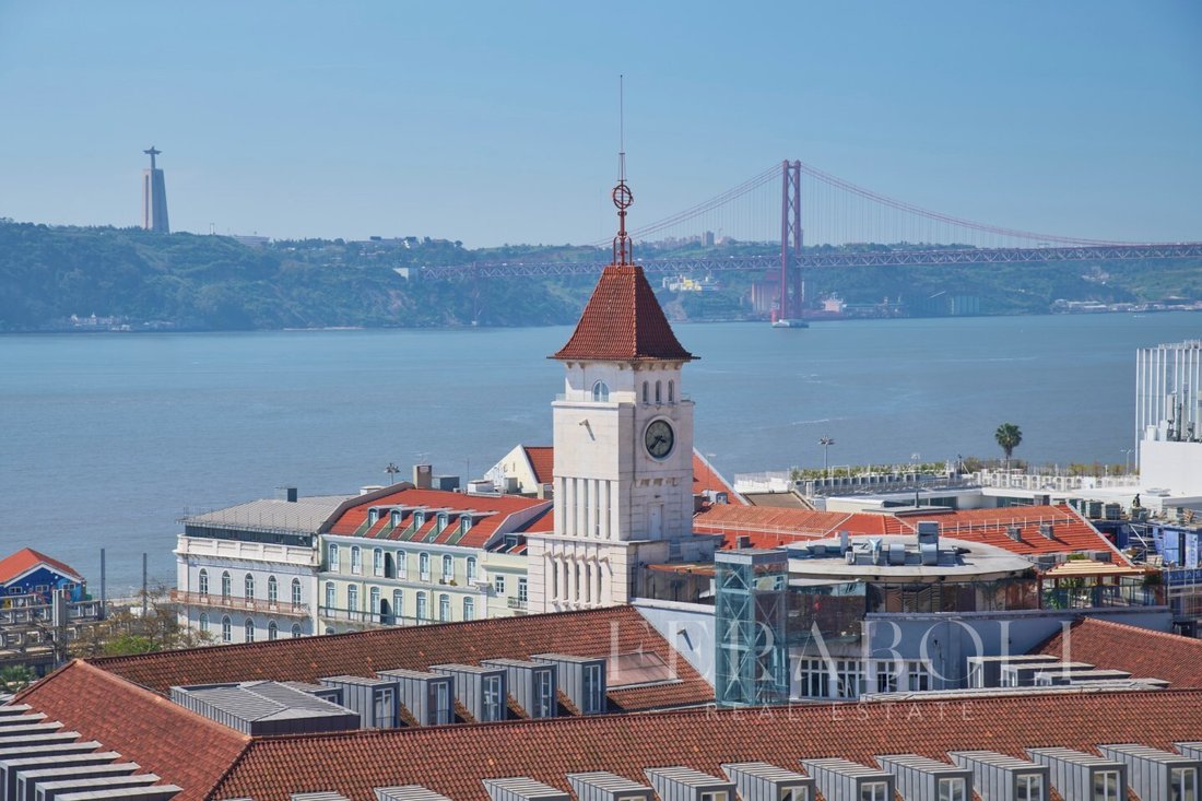 Apartment in Santa Maria Maior, Lisbon, Portugal 2 - 17470502
