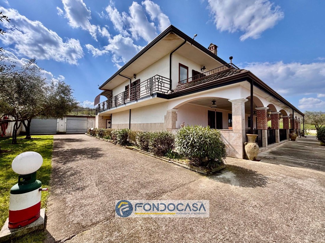 Villa in Alvignano, Campania, Italy 1 - 17475061