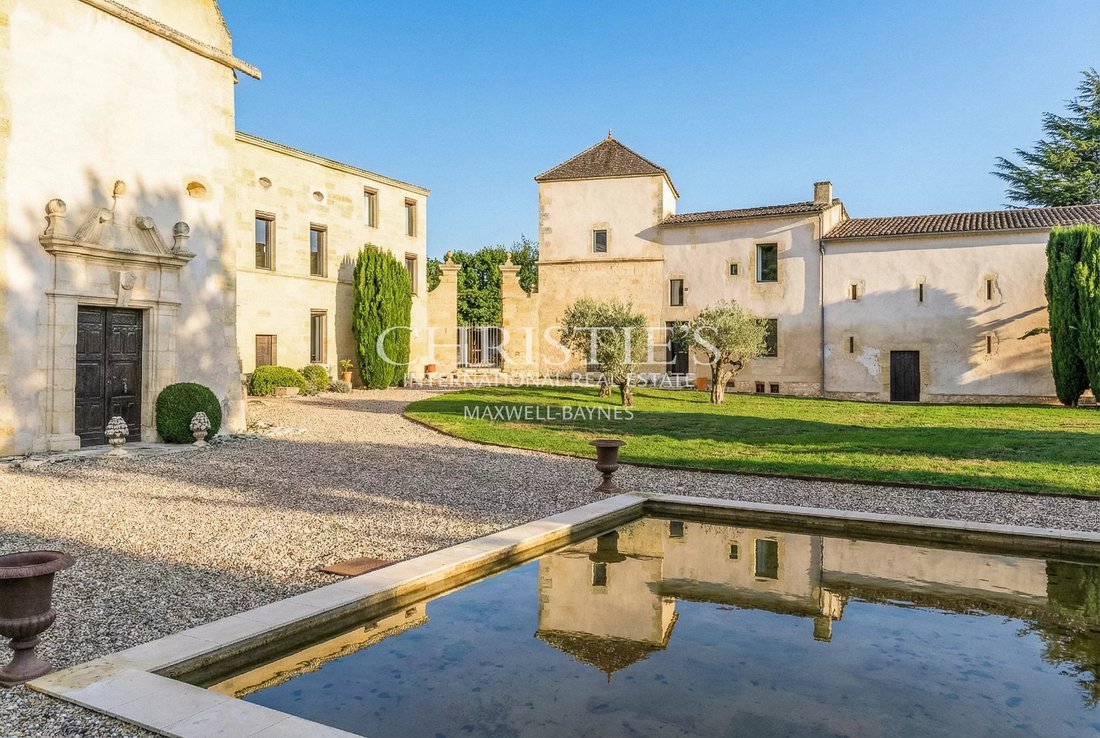 Castle in Grand Parc-Chartrons-Paul Doumer, Bordeaux, France 2 - 17470793