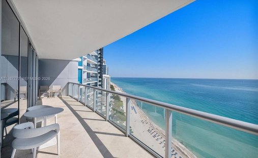 Condo in Sunny Isles Beach, Florida, United States 1