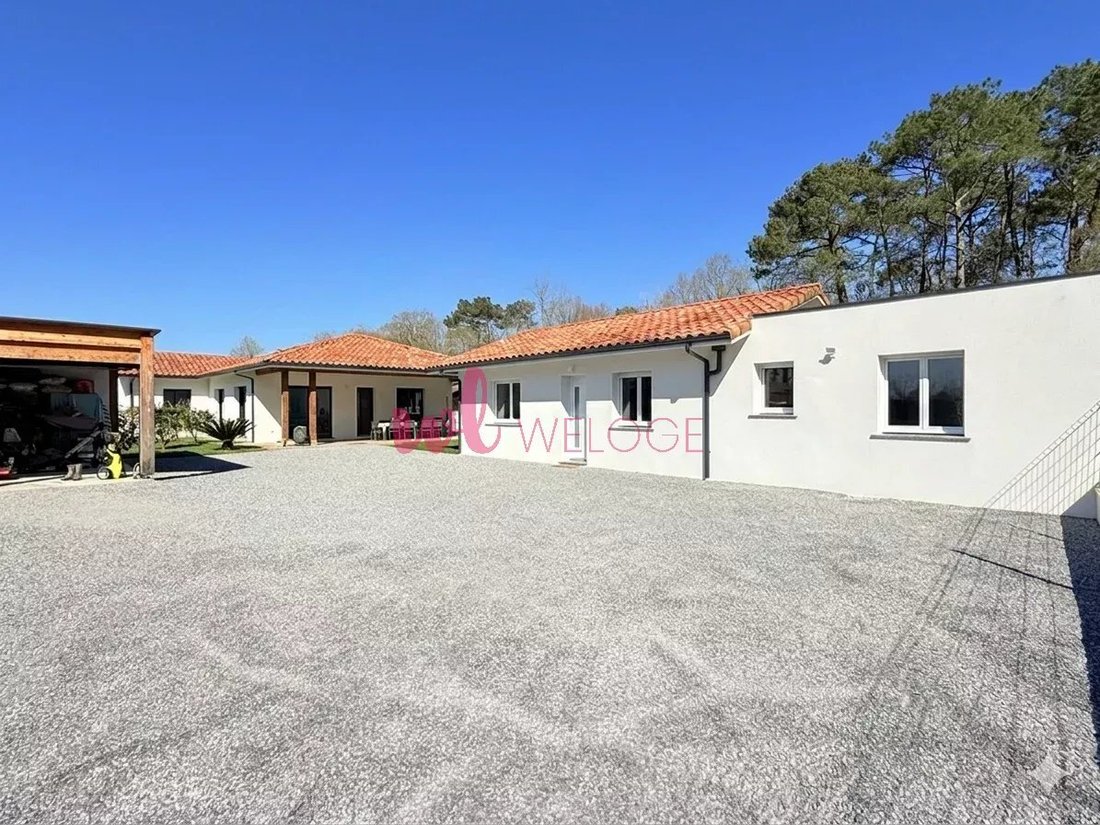 Estate in Saint-Geours-de-Maremne, Nouvelle-Aquitaine, France 5 - 17470527