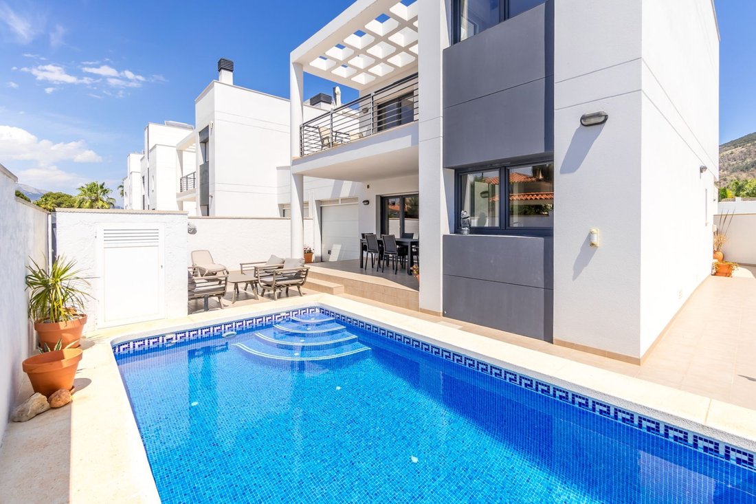 Chalet in l'Albir, l'Alfas del Pi, Valencian Community 1 - 17473127