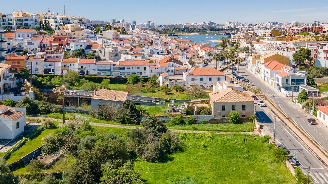 House in Ferragudo, Algarve, Portugal 1 - 12123982