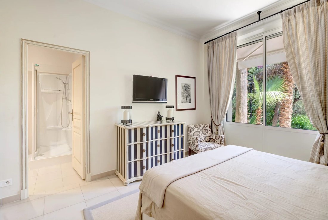 Villa in La Mer - Le Puadon - Cannes Eden, Vallauris, France 5 - 17470755