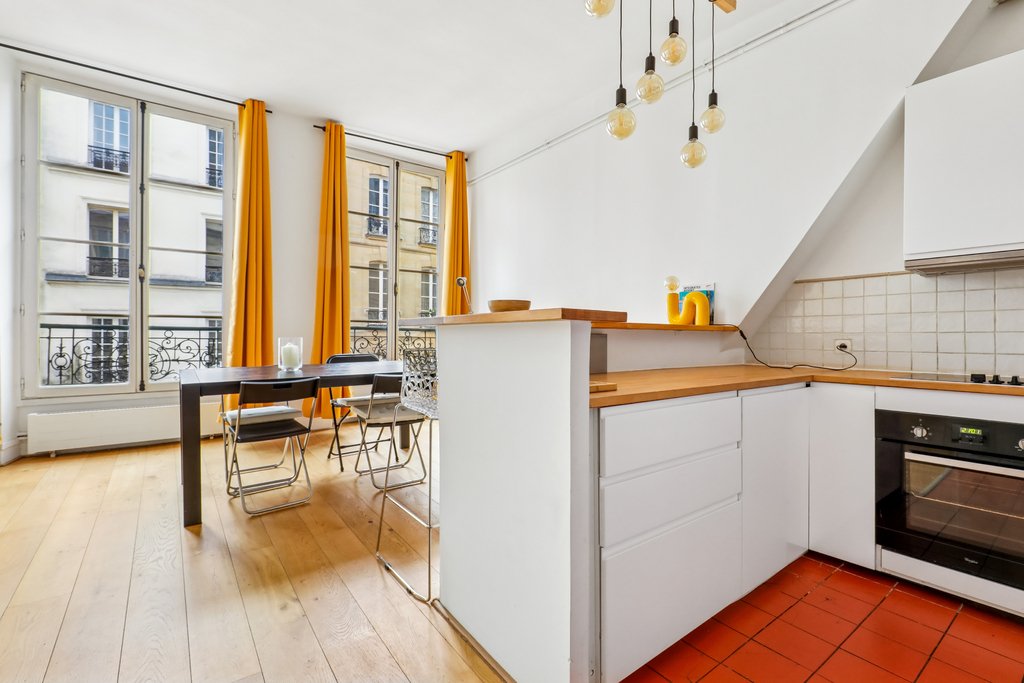 Apartment in Les Halles, Paris 1er Arrondissement, Paris 1 - 17471867