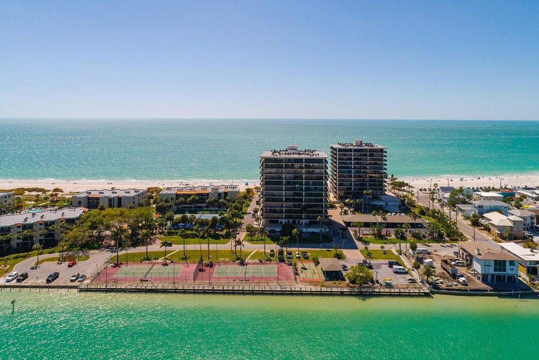 Condo in St. Pete Beach, Florida, United States 4 - 17473540