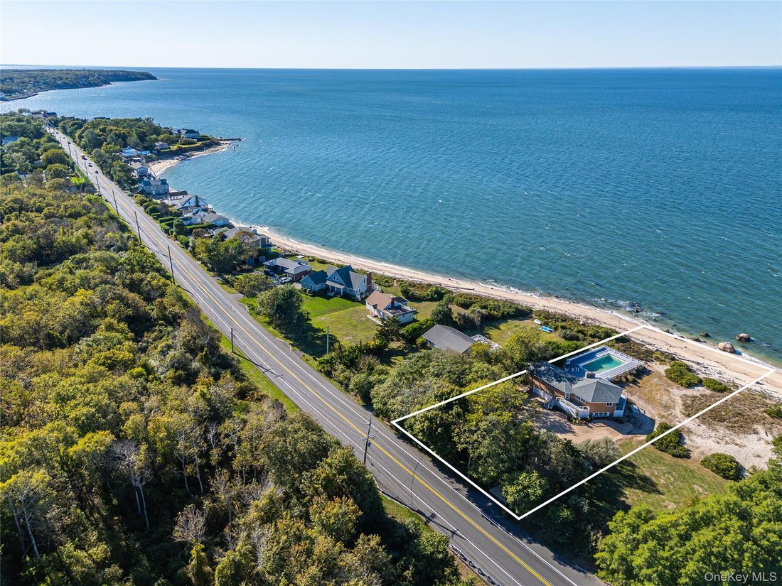 House in Greenport West, New York, United States 2 - 17472937
