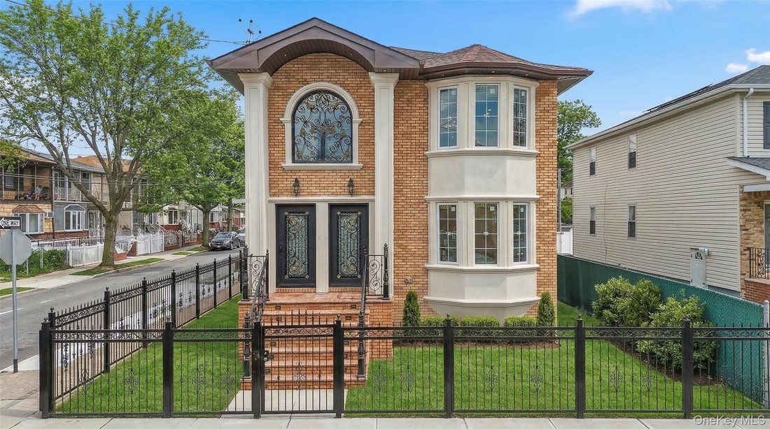House in New York, New York, United States 1 - 17333592