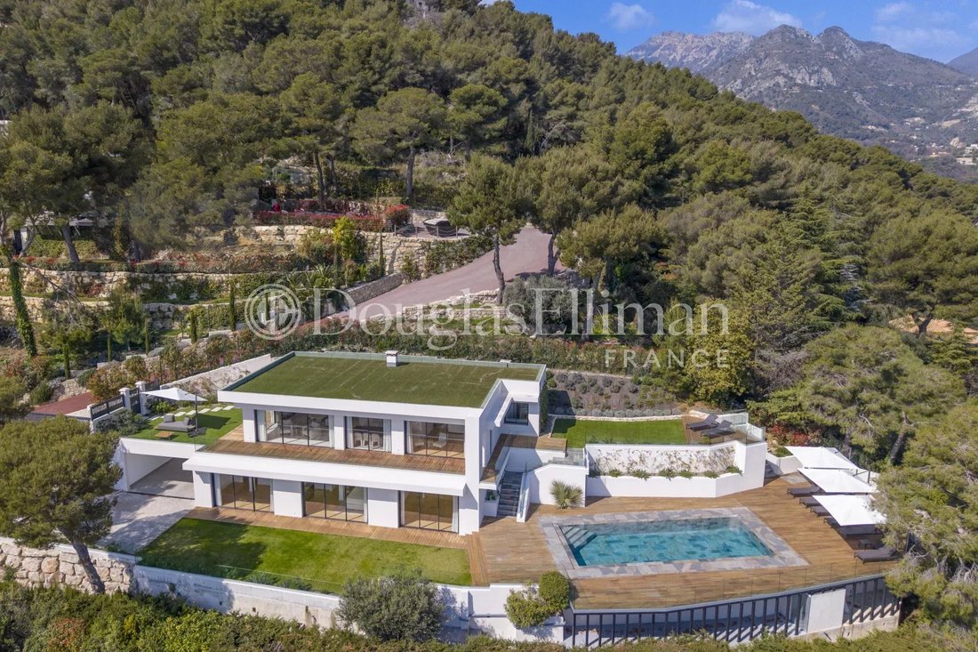 Villa à Val de Gorbio, Roquebrune-Cap-Martin, France 2 - 17043706