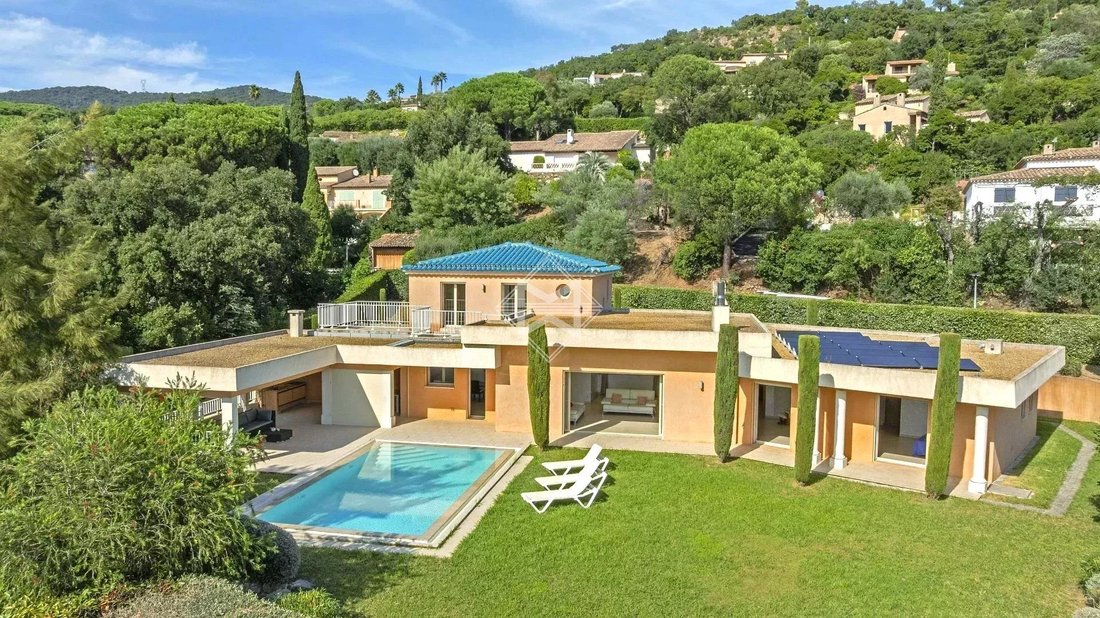 Villa in Nord, Cavalaire-sur-Mer, France 4 - 16249440