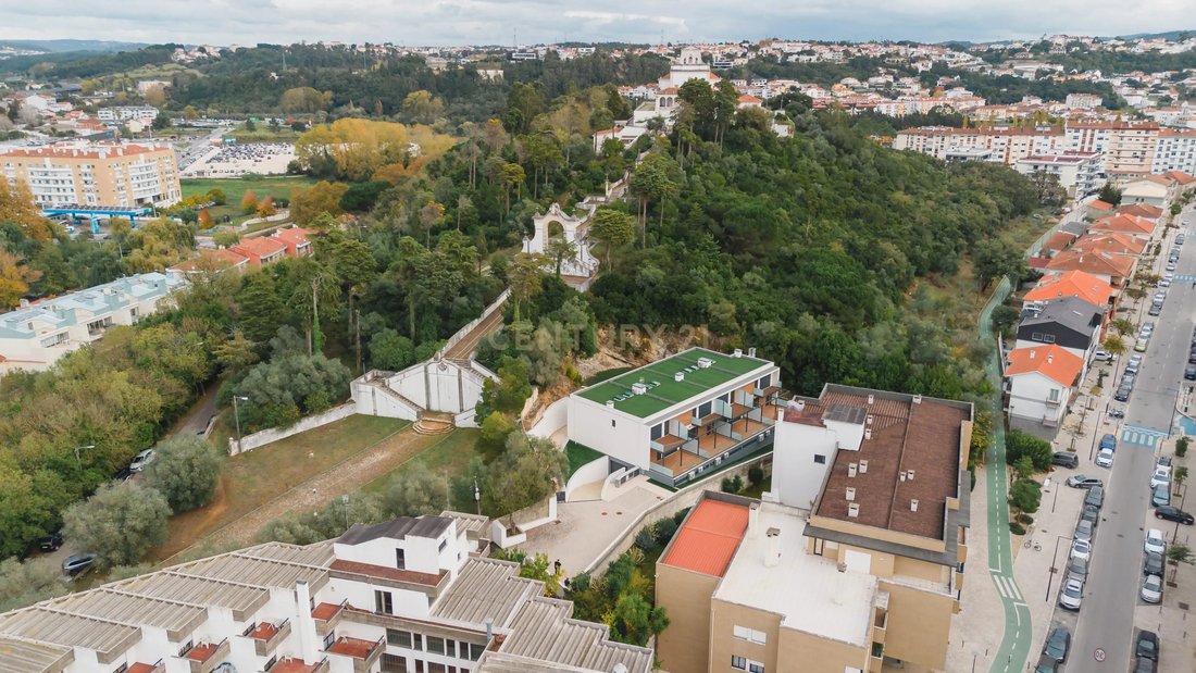 Villa in Leiria, Pousos, Barreira e Cortes, Leiria District, Portugal 1 - 16667871