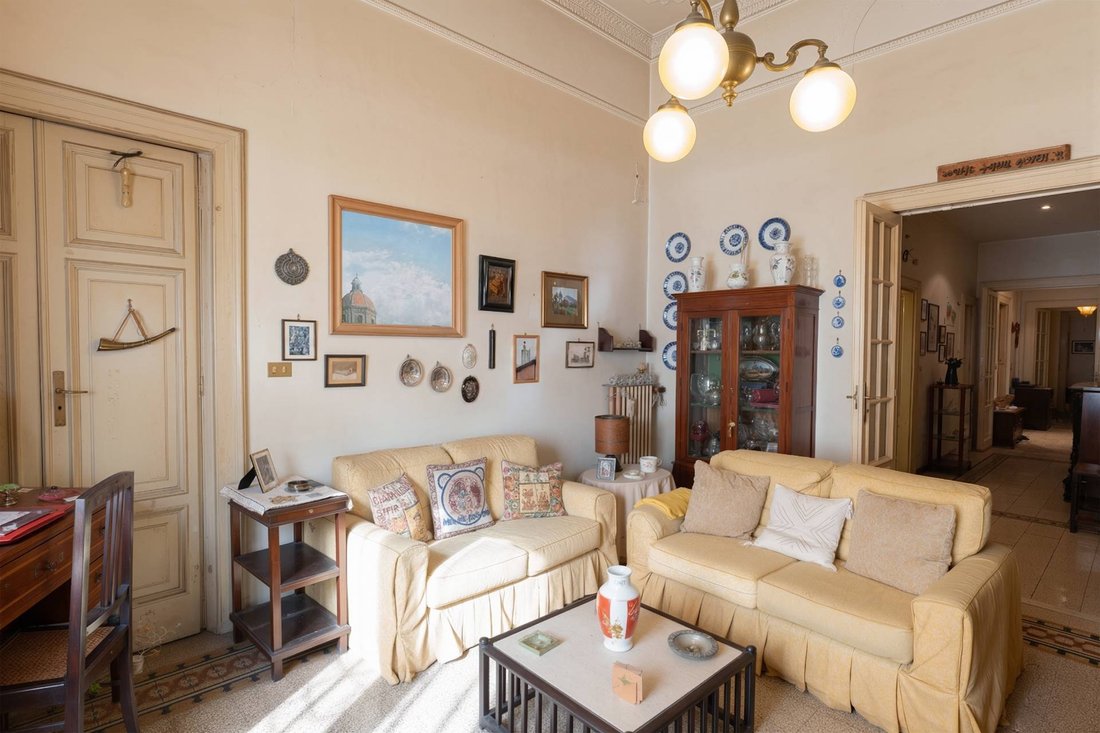 Apartment in Mergellina, Naples, Campania 1 - 17475052
