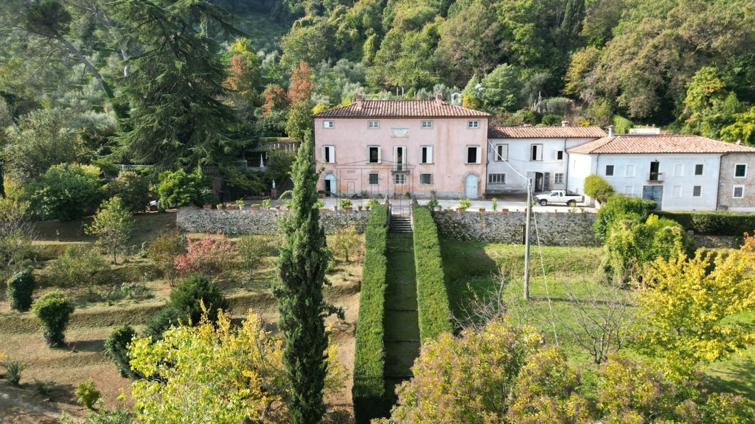 Villa in Heilige Maria del Giudice - San Lorenzo a Vaccoli, Lucca, Toskana 1 - 17473180