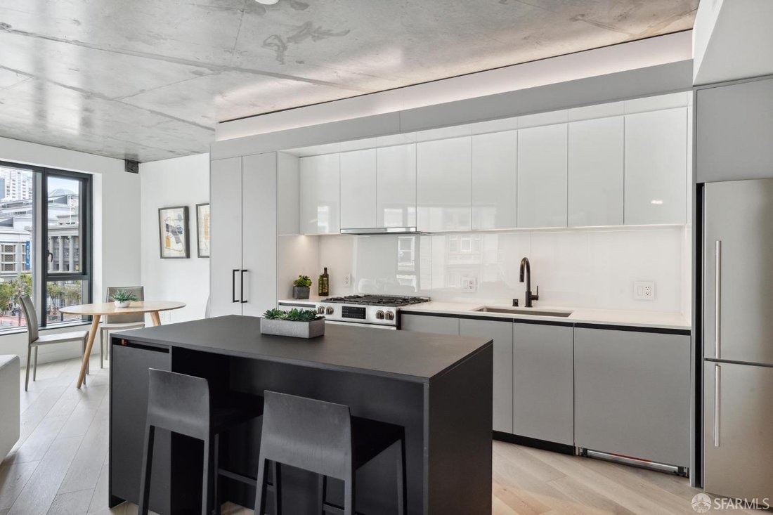 Condo in San Francisco, California, United States 3 - 17473304