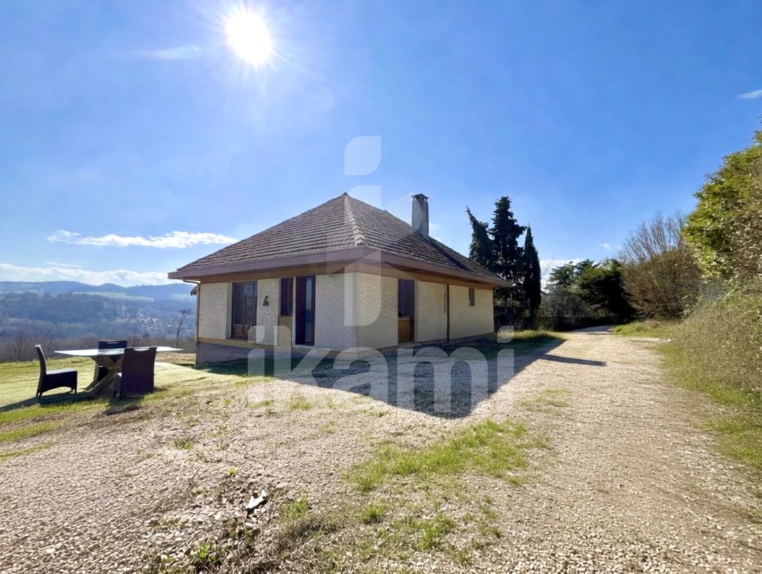 Centre, Poisy, France 1 - 17473812