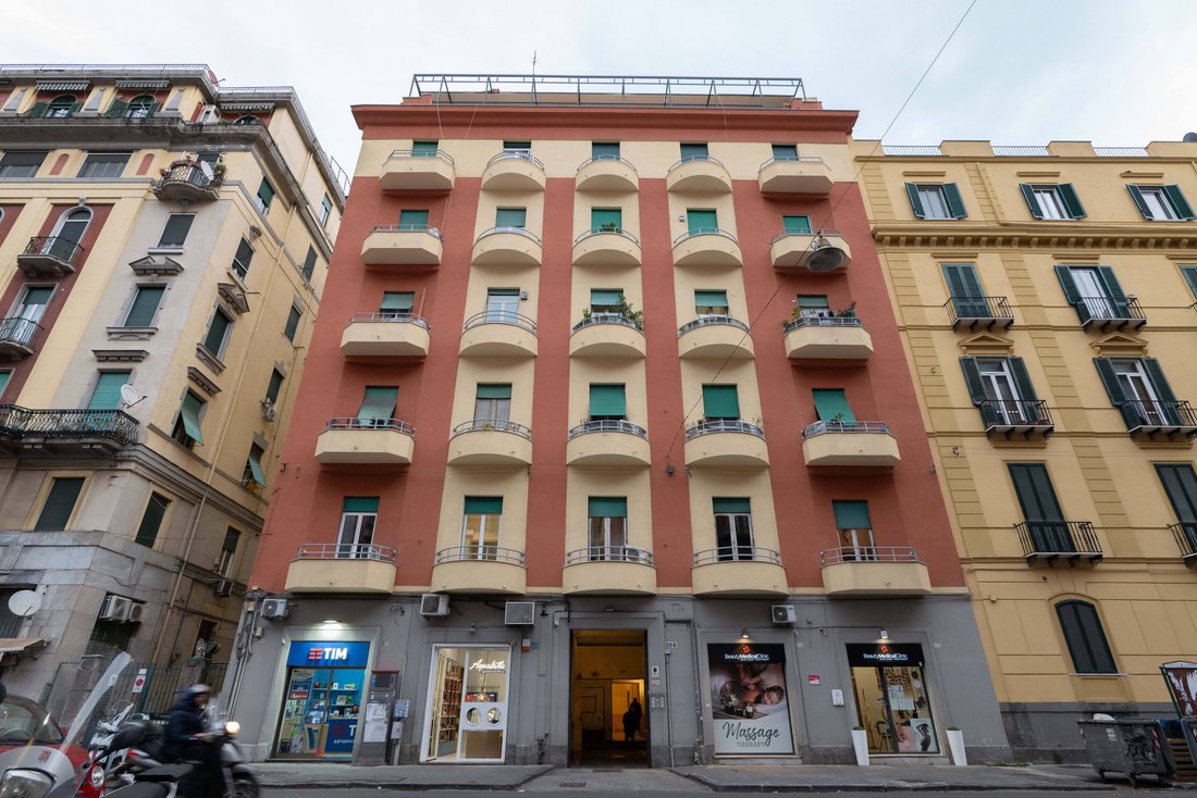 Apartment in Mergellina, Naples, Campania 2 - 17475052