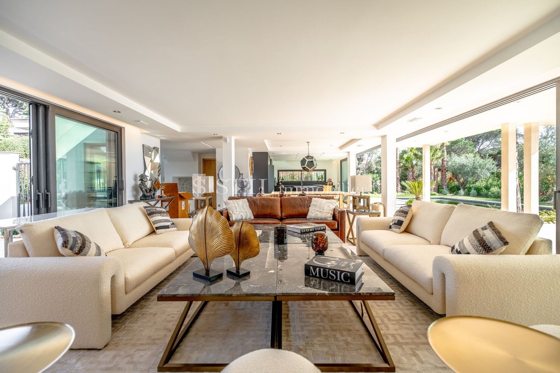 Villa in Ville-Les Saquedes-Le Bouillonnet, Sainte-Maxime, France 4 - 12627242