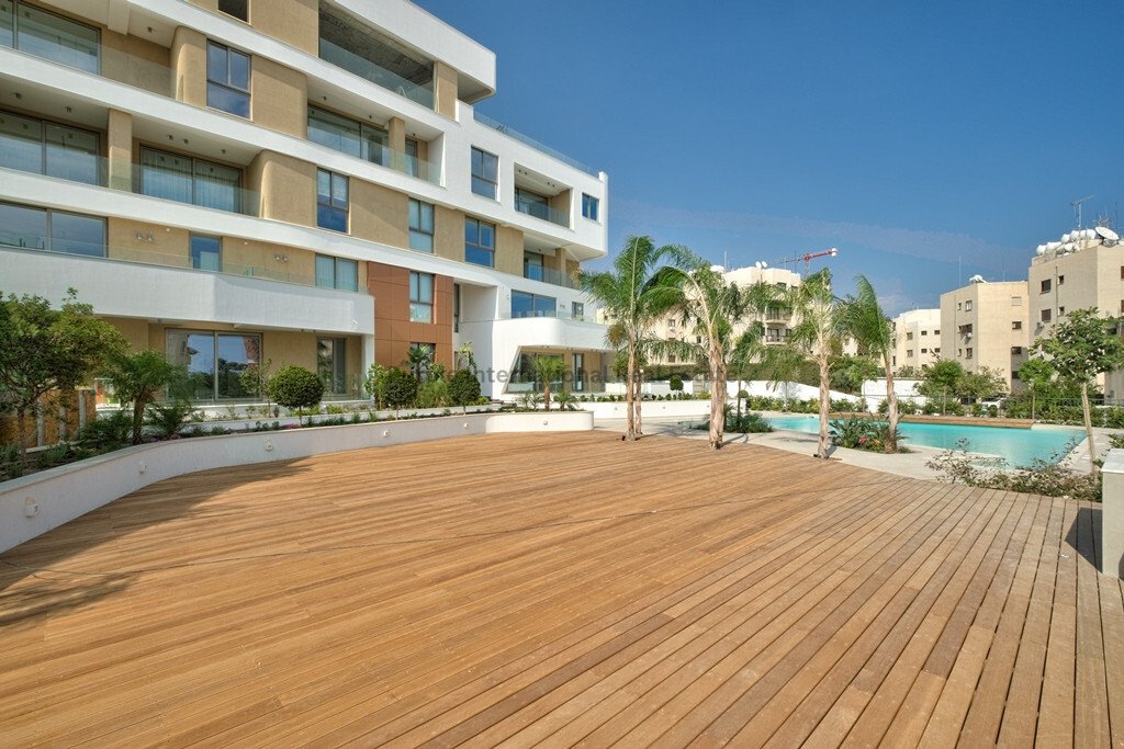 Apartment in Agios Tychon, Limassol, Cyprus 1 - 17472329