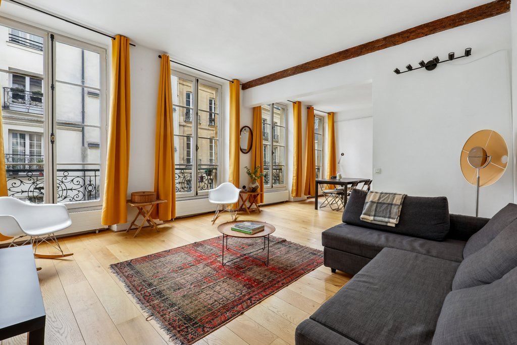 Apartment in Les Halles, Paris 1er Arrondissement, Paris 2 - 17471867