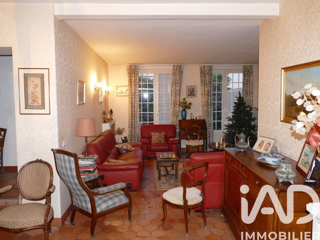 House in Chateau, Maisons-Laffitte, France 2 - 17340521