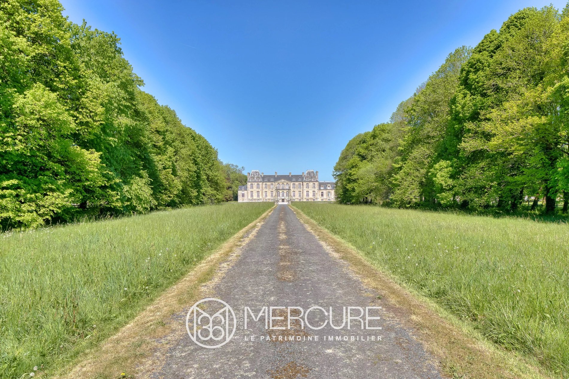 Proximity Bayeux Elegant 18th Century Chateau With 60 Ha Park