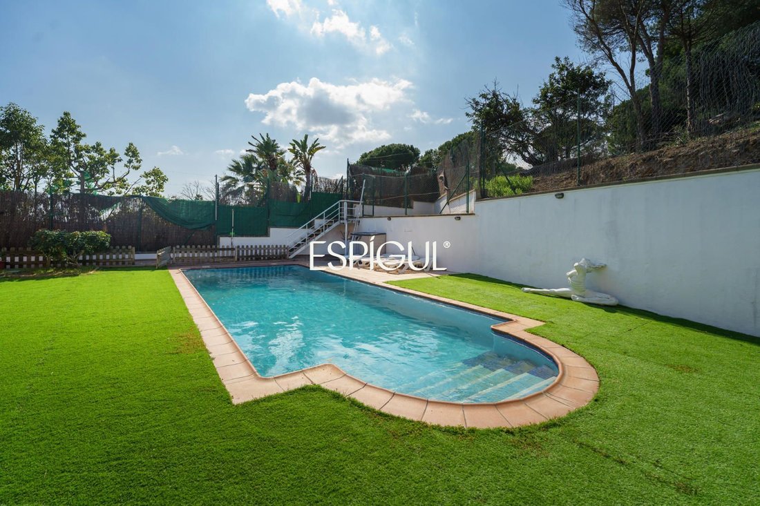 Villa in Canet De Mar, Catalonia, Spain 2 - 17470962