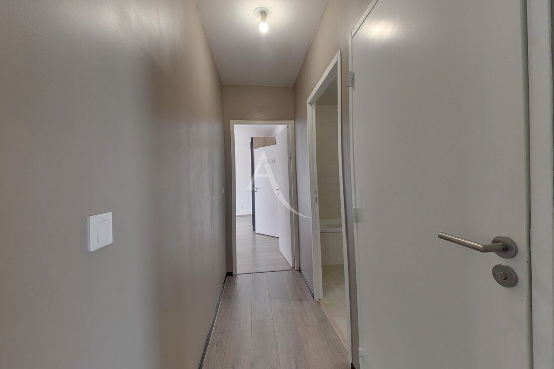 Apartment in Cachin, Romainville, France 4 - 17472054