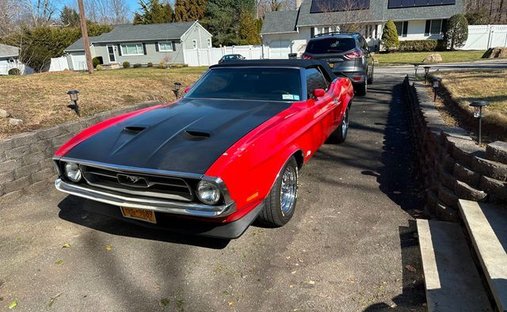 Ford Mustang in Calverton, NY, United States 1