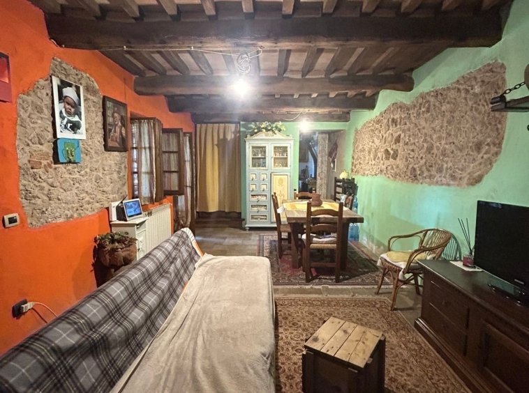 House in Pietrasanta, Tuscany, Italy 5 - 17473203