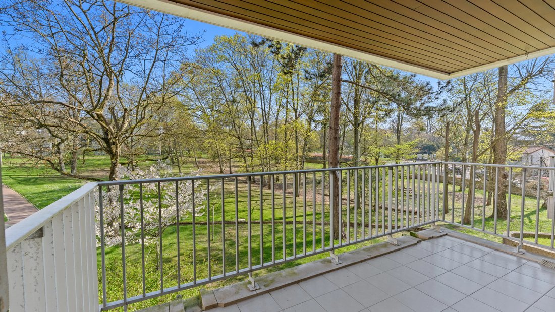 Apartment in Les Bures, Garches, France 1 - 17471203