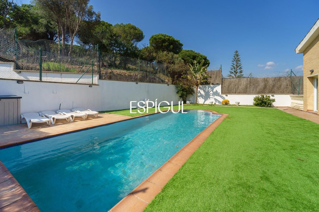 Villa in Canet De Mar, Catalonia, Spain 5 - 17470962