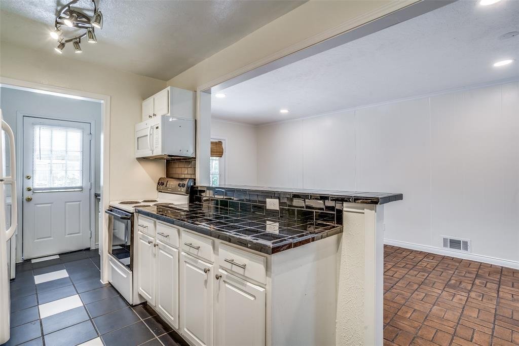 Condo in University Park, Texas, United States 5 - 17470822